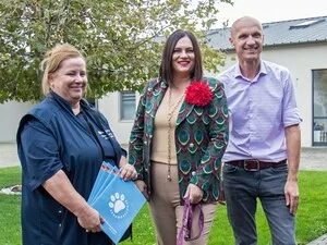 Foto mit Yvonne Millard, Astrid Eisenkopf und Wolfgang Böck